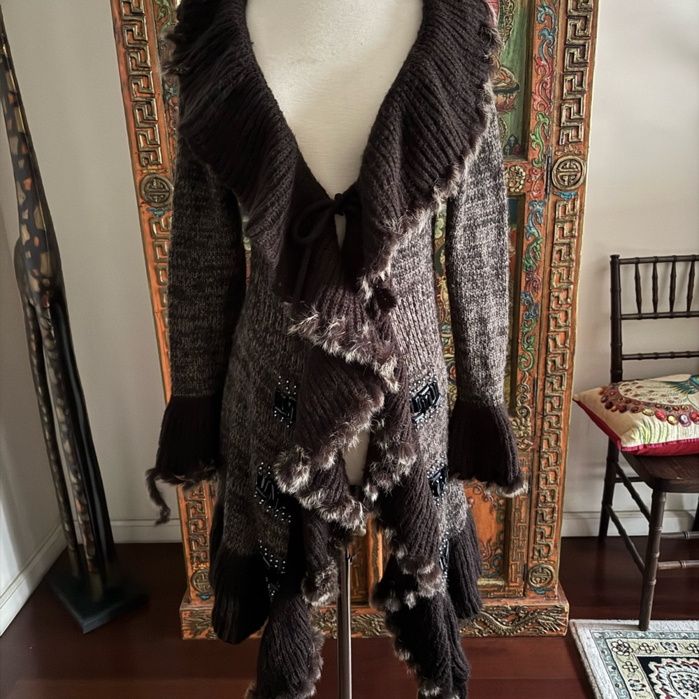 Elegant Brown Knit Women's Sweater